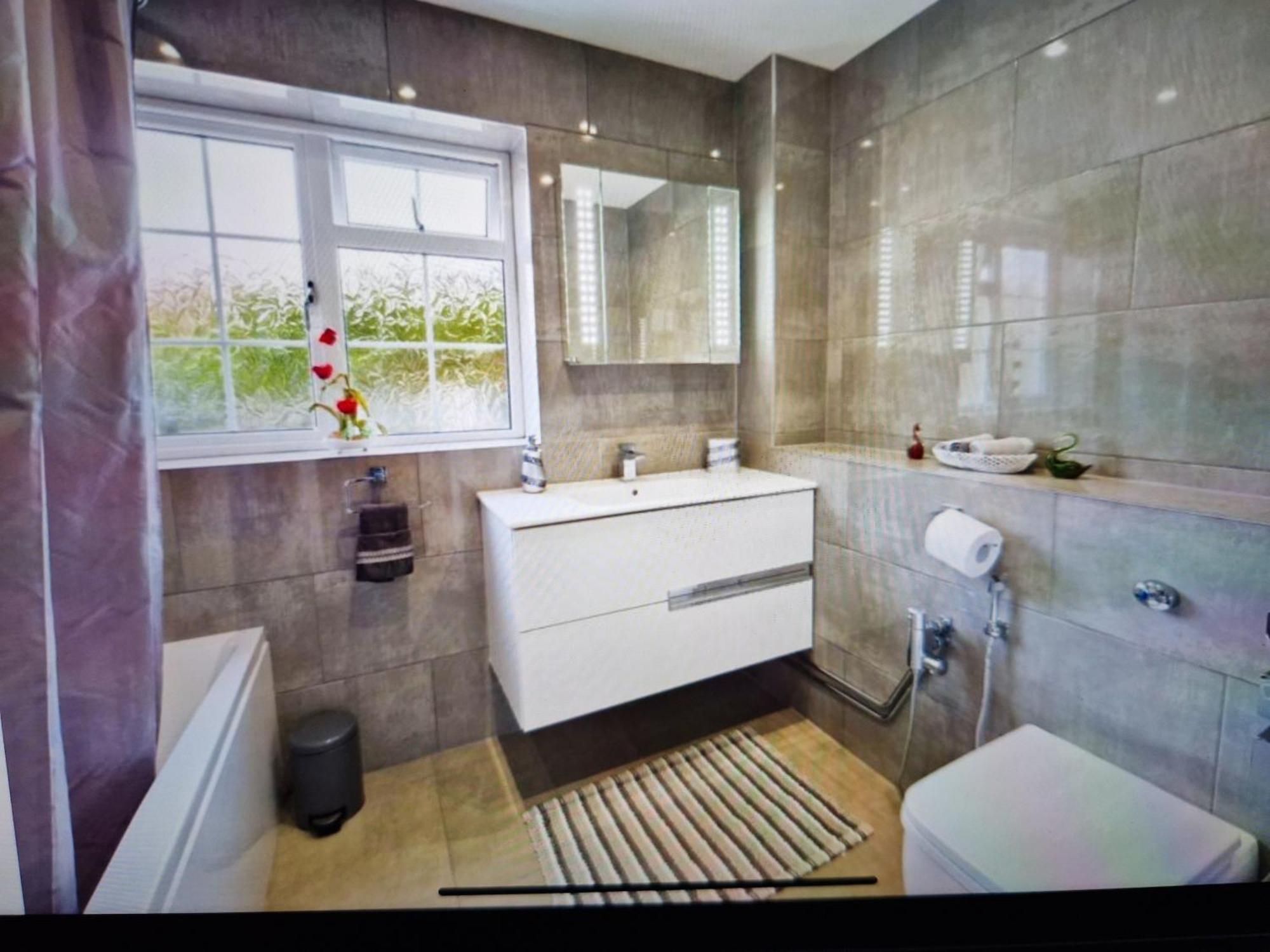 Marlows Diamond 4 Bedroom Home Марлоу Екстер'єр фото